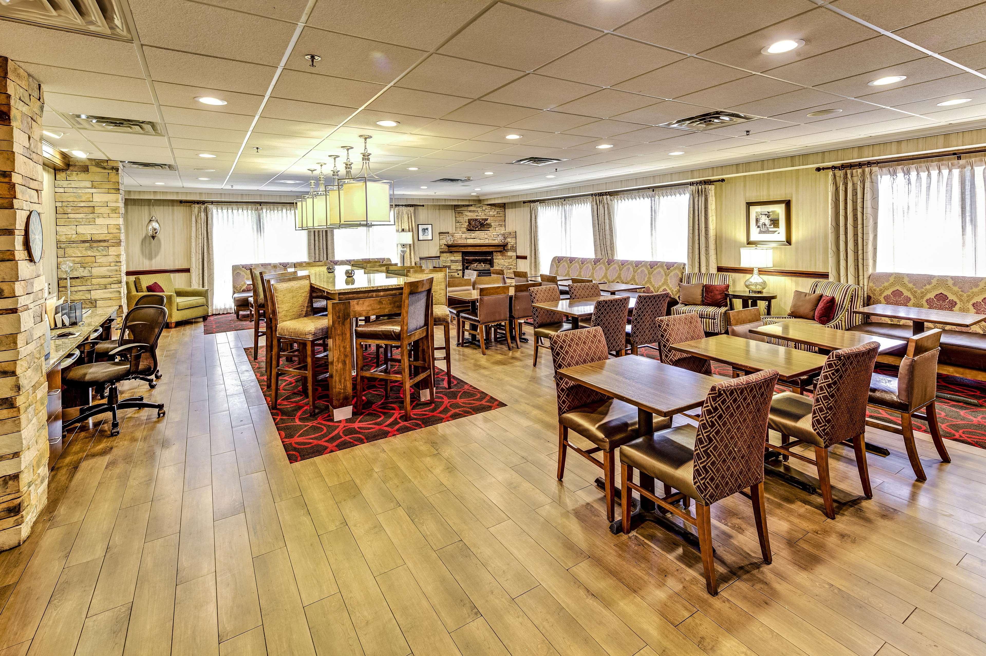Hampton Inn Columbus I-70E/Hamilton Road Esterno foto