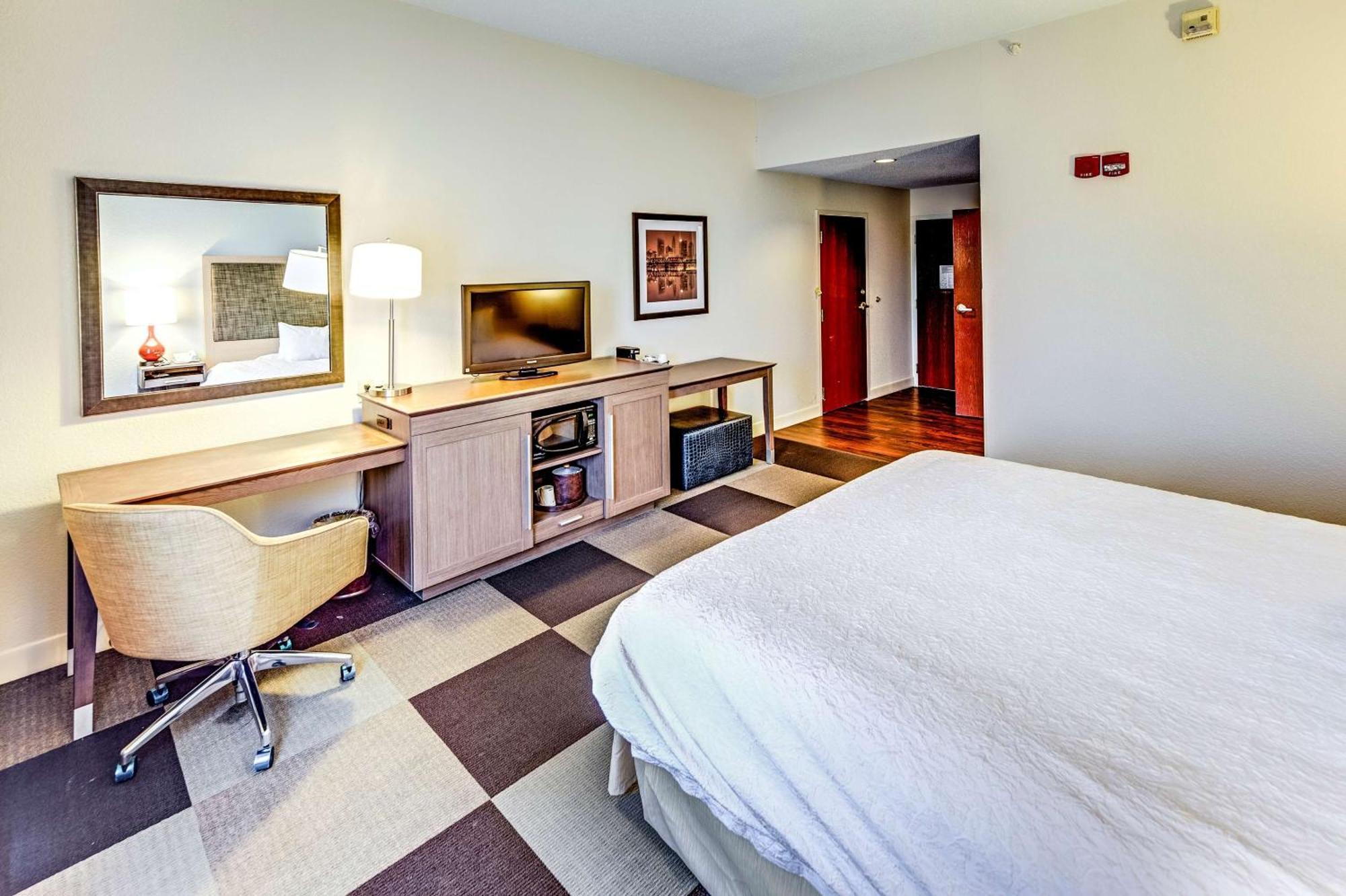 Hampton Inn Columbus I-70E/Hamilton Road Esterno foto