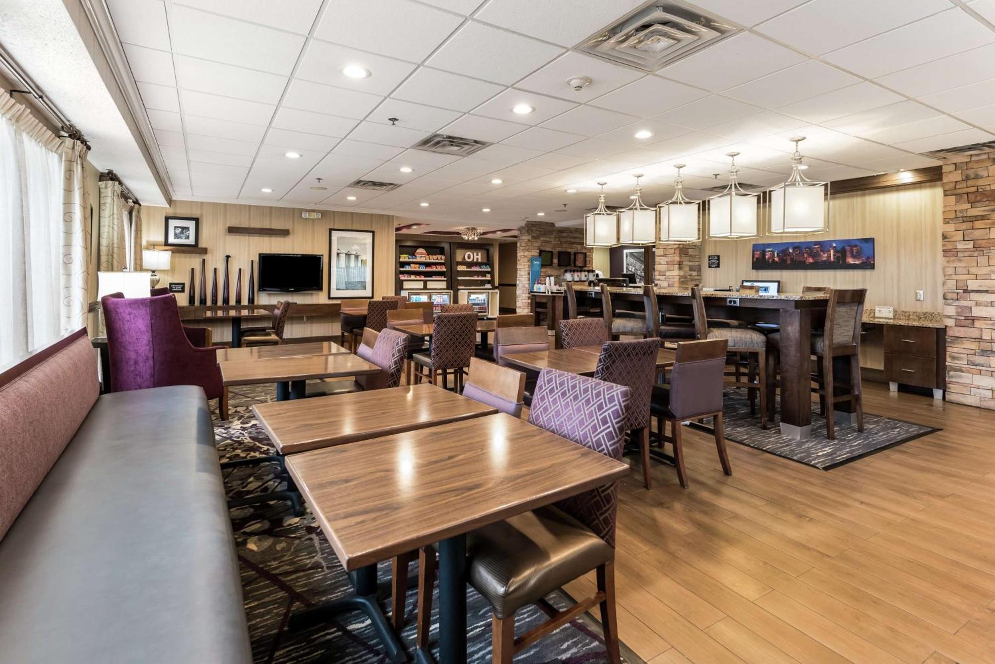 Hampton Inn Columbus I-70E/Hamilton Road Esterno foto