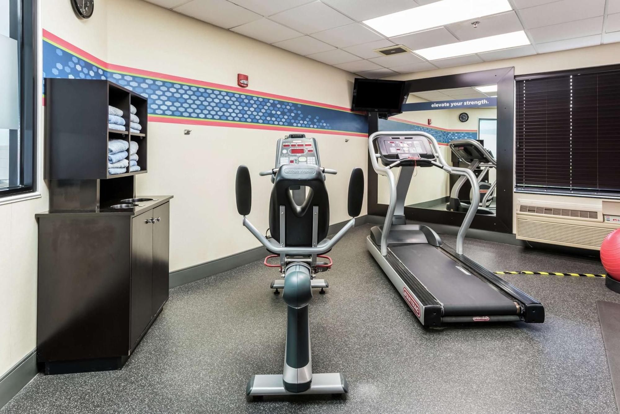 Hampton Inn Columbus I-70E/Hamilton Road Esterno foto