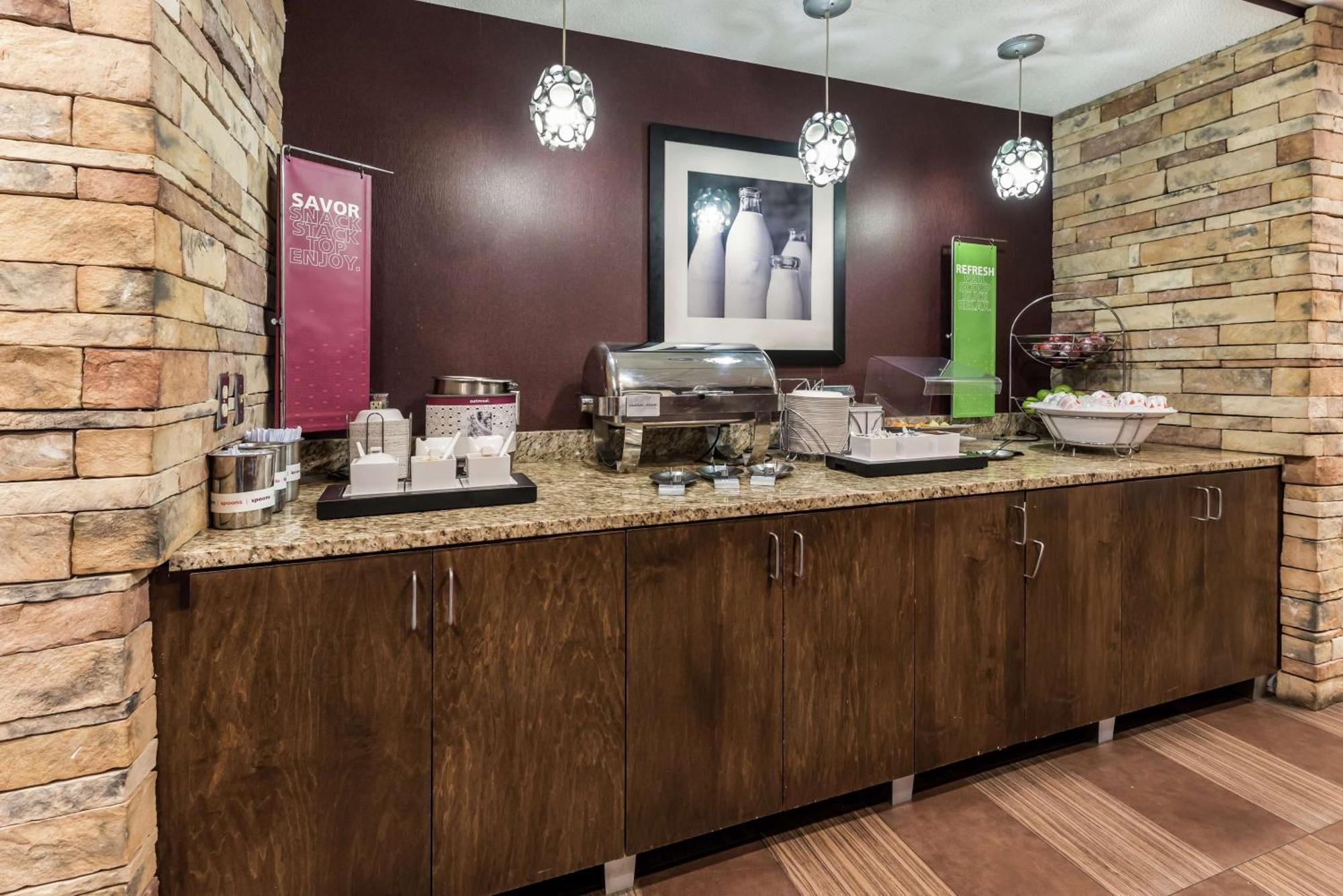 Hampton Inn Columbus I-70E/Hamilton Road Esterno foto